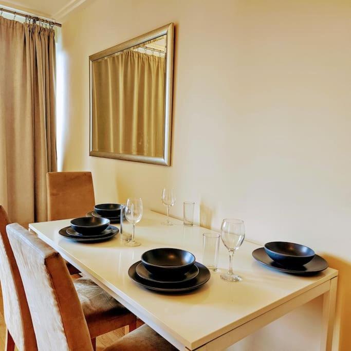 Lovely 2bed 2bath Flat In North Acton *